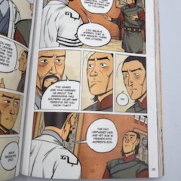 NEW The Stone Heart Graphic Novel By Faith Erin Hicks Nameless City‎ Trilogy - Picture 4 of 5